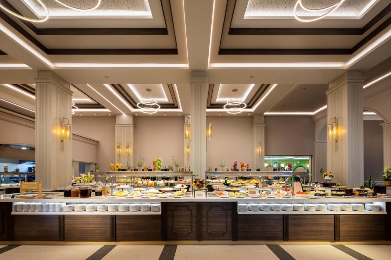 קאזאנלק Kings' Valley Medical & Spa Hotel מראה חיצוני תמונה The buffet at the Grand Hyatt Manila