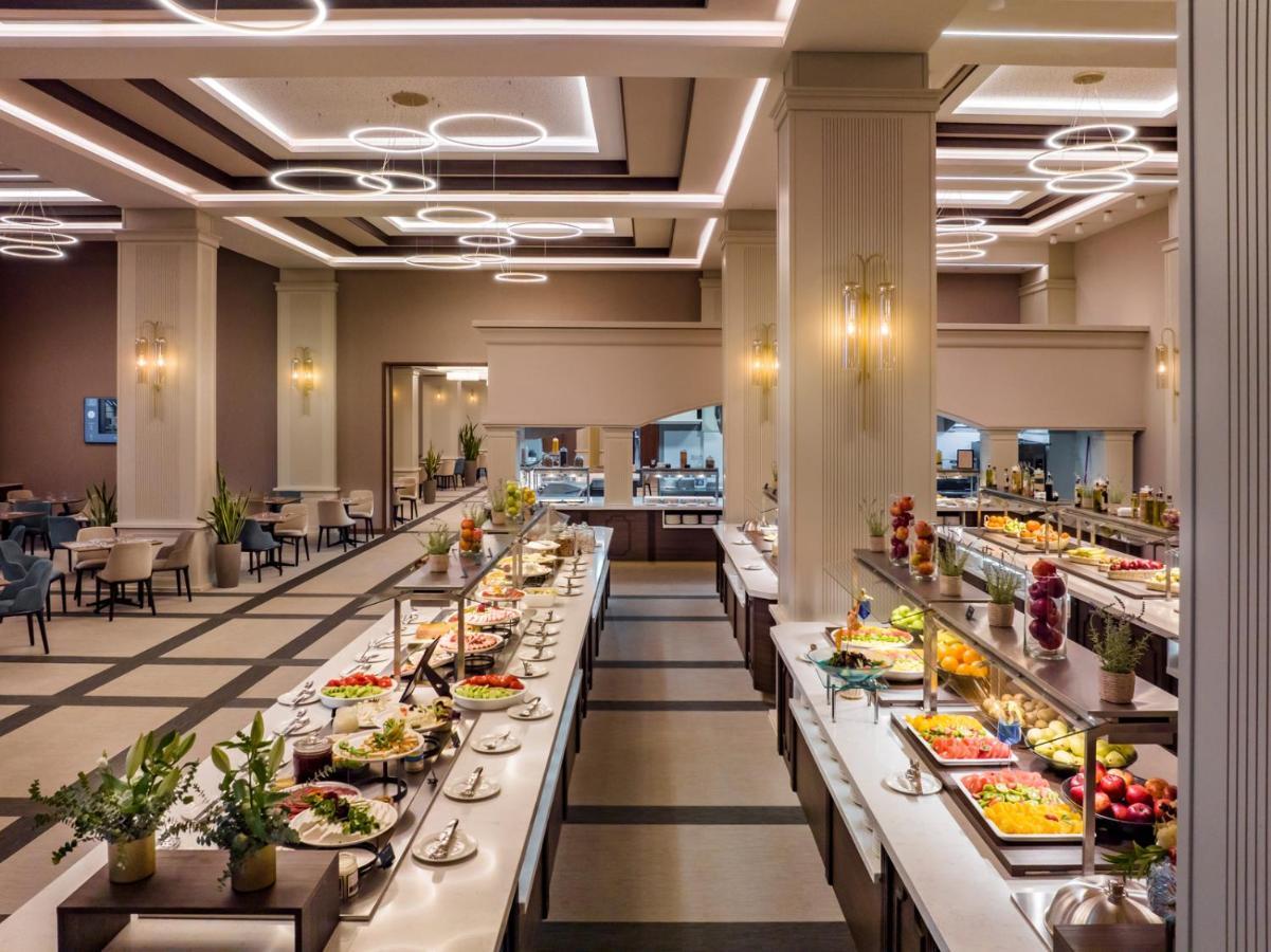קאזאנלק Kings' Valley Medical & Spa Hotel מראה חיצוני תמונה The buffet at the hotel