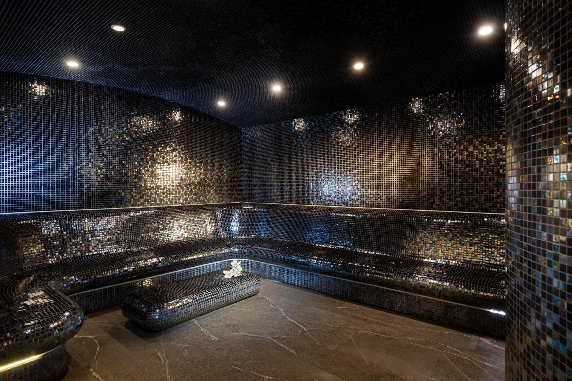 קאזאנלק Kings' Valley Medical & Spa Hotel מראה חיצוני תמונה The interior of the spa